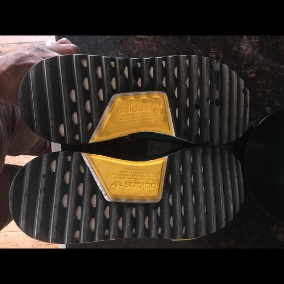 Human Race NMD’s - Picture 4 of 6